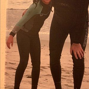 🏄🏽‍♀️Roxy’s girl’s wetsuit 🏄🏽‍♀️